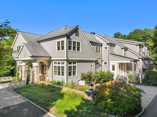 Photo of 9 Stonegate Dr Westwood, MA 02090