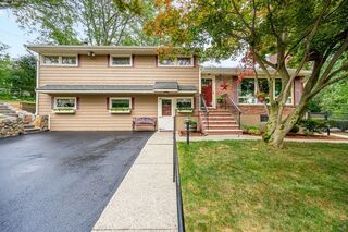 Photo of 22 Arthur Woods Avenue Burlington, MA 01803