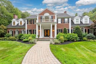 Photo of 40 Grandview Rd Chelmsford, MA 01824