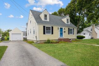 Photo of 341 Green St Weymouth, MA 02191