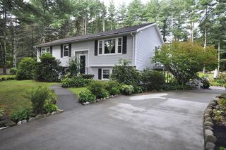 Photo of 125 Walnut St Bridgewater, MA 02324
