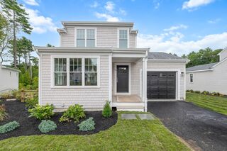 Photo of 18 Pat Rose Way Rockland, MA 02370