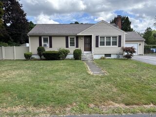 Photo of 22 Beverly Rd North Grafton, MA 01536