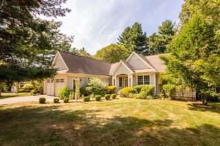 Photo of 3 Bridlefield Ln Medfield, MA 02052