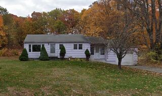 Photo of 40 Princeton St Holden, MA 01522