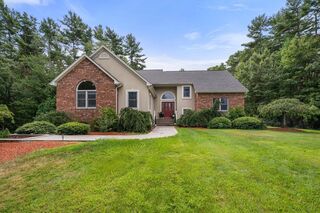 Photo of 34 Wood Duck Rd Acushnet, MA 02743