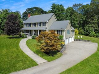 Photo of 7 Ashley Ln Merrimac, MA 01860