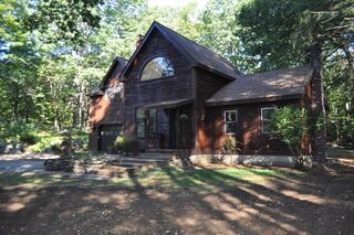 Photo of 37 Grimes Rd Hubbardston, MA 01452
