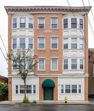 Photo of 48 Essex St Salem, MA 01970