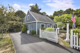 Photo of 14 Alandale Pkwy Norwood, MA 02062