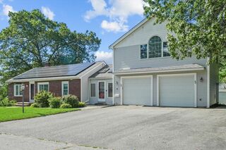 Photo of 5 Woodland Cir Methuen, MA 01844