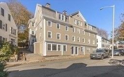 Photo of 48 Union St Manchester, MA 01944