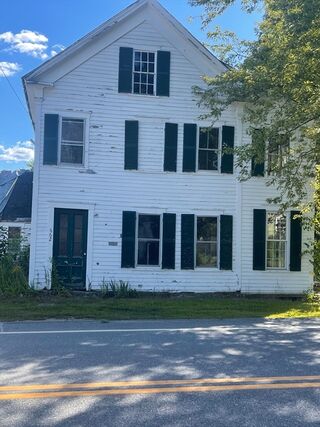 Photo of 662 Main St Ashby, MA 01431