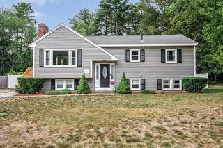 Photo of 9 Jenkins Dr North Billerica, MA 01862