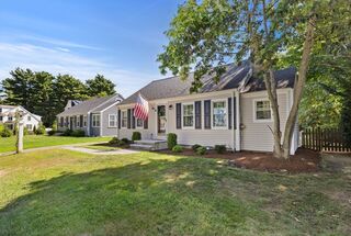 Photo of 86 Lakeshore Dr Westwood, MA 02090