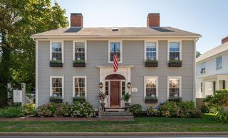 Photo of 34 Mount Pleasant St Rockport, MA 01966