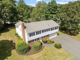 Photo of 4 Whipple Rd Peabody, MA 01960
