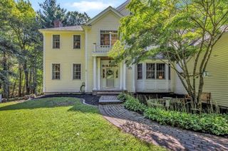 Photo of 55 Shipyard Ln Pembroke, MA 02359