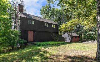 Photo of 223 Perkins Row Topsfield, MA 01983