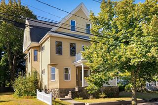 Photo of 12 Burnham St Waverley, MA 02478