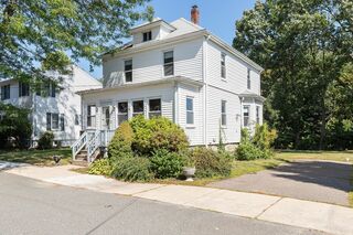 Photo of 1 Winnegance Avenue Peabody, MA 01960