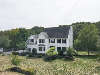 Photo of 17 Harmony Trl Hopedale, MA 01747