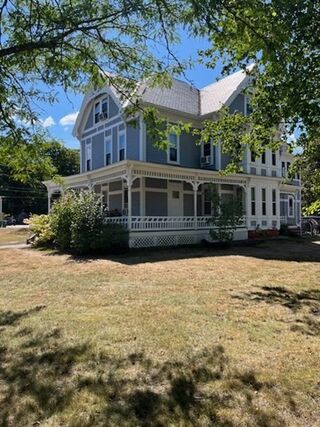 Photo of 41 E Main St Ayer, MA 01432