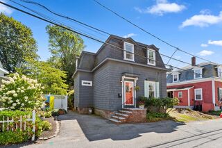 Photo of 3 Cottage St Ipswich, MA 01938