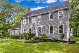 Photo of 19 Peters Ln Franklin, MA 02038