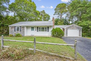 Photo of 16 Dunstable Cross Rd South Dennis, MA 02660