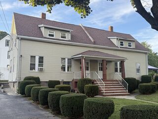 Photo of 33-35 Clinton St Nonantum, MA 02458