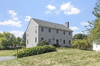 Photo of 6 Ashton Ln Sterling, MA 01564