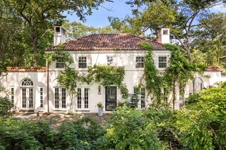 Photo of 120 Collins Rd Waban, MA 02468