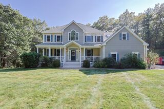 Photo of 2 Wildflower Ln Groton, MA 01450