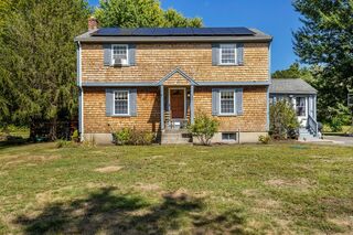 Photo of 129 Franklin Street Halifax, MA 02338