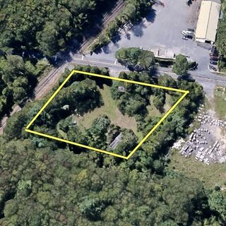 Photo of real estate for sale located at 469 Hixville Rd Dartmouth, MA 02747