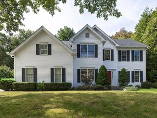 Photo of real estate for sale located at 29 Hancock Rd Franklin, MA 02038