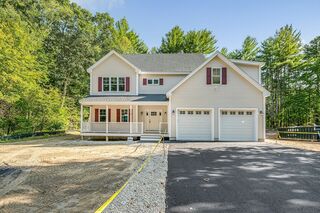 Photo of 17 Norris Rd Tyngsborough, MA 01879