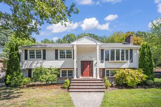 Photo of 293 Alida Rd Braintree, MA 02184