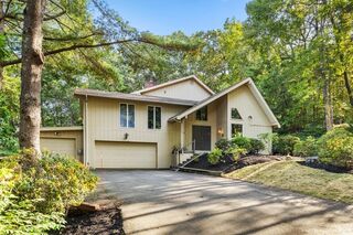 Photo of 16 Bluejay Rd Lynnfield, MA 01940