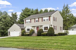 Photo of 11 Eastman Rd Andover, MA 01810