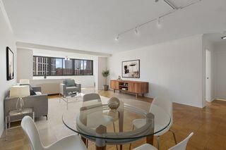 Photo of 6 Whittier Pl Boston - West End, MA 02114