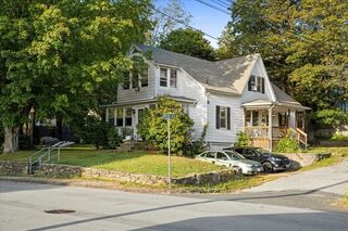 Photo of 244 Pleasant St Southbridge, MA 01550