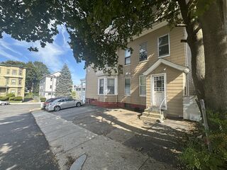 Photo of 24 Grand St Worcester, MA 01610