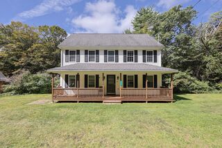 Photo of 366 Southbridge Rd Warren, MA 01083