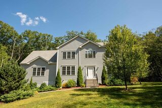 Photo of 4 Farrar Rd Upton, MA 01568