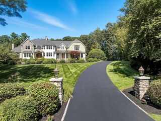 Photo of real estate for sale located at 6 Little Hollow Lane Groton, MA 01450