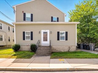 Photo of 848 Waverley St Framingham, MA 01702