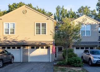 Photo of 107 Ridgefield Cir Clinton, MA 01510