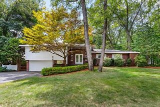 Photo of 25 Chatham Way Lynnfield, MA 01940